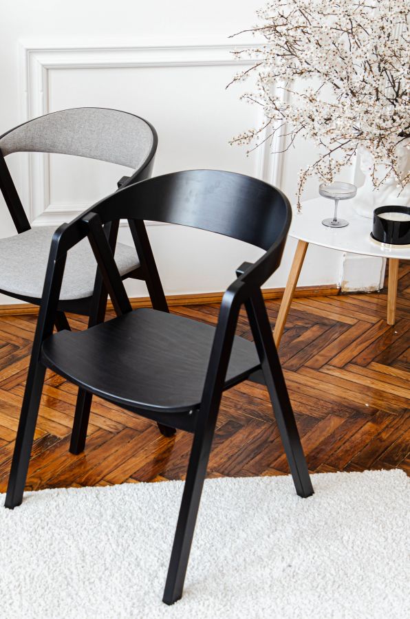Купити Chair GURU Tender black від MAIIMO