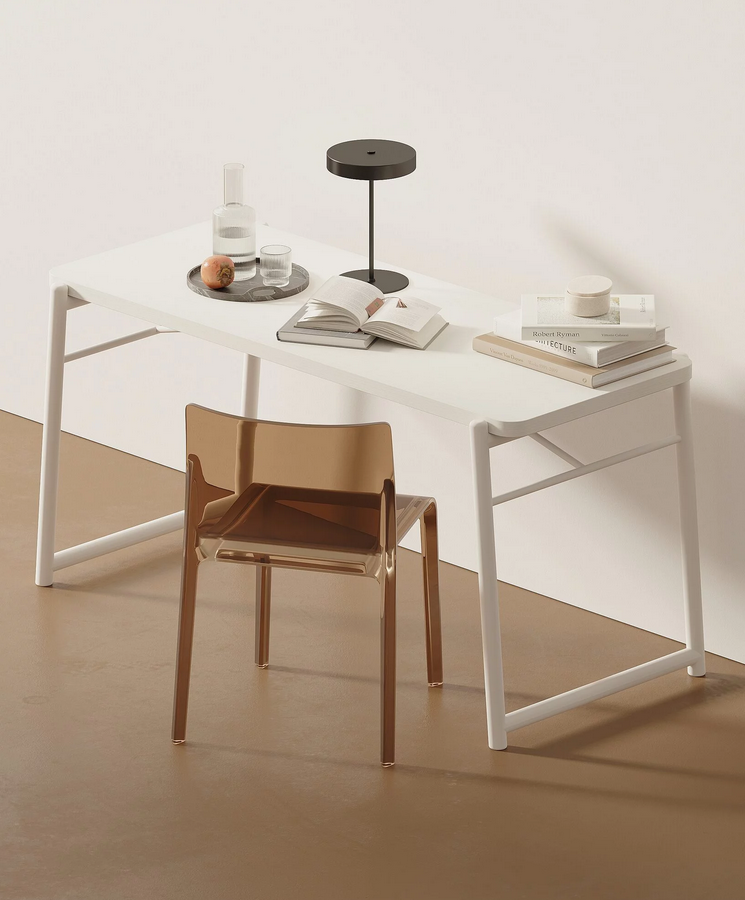 Купити The Stable Table desk white від MAIIMO