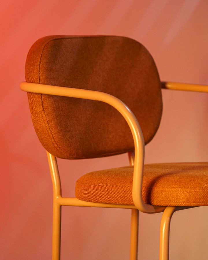 Купити Bar stool STOOL від MAIIMO