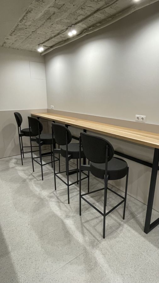 Купити Bar stool STOOL 4 High від MAIIMO