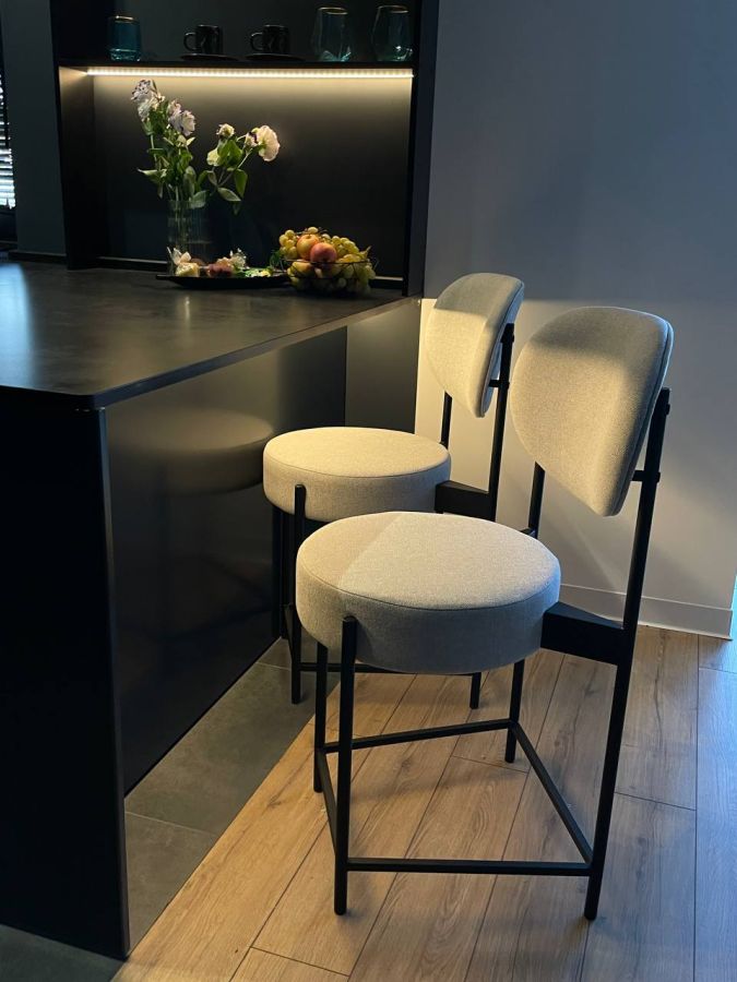 Купити Bar stool STOOL 4 High від MAIIMO