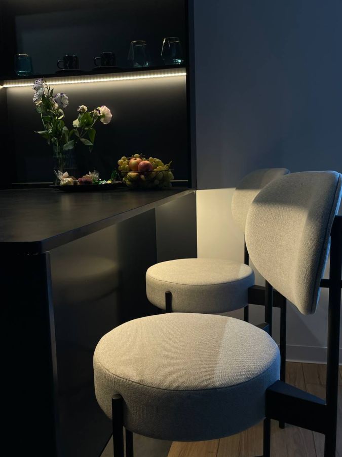 Купити Bar stool STOOL 4 High від MAIIMO