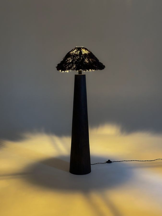 Купити Торшер Sazha Black від MAIIMO