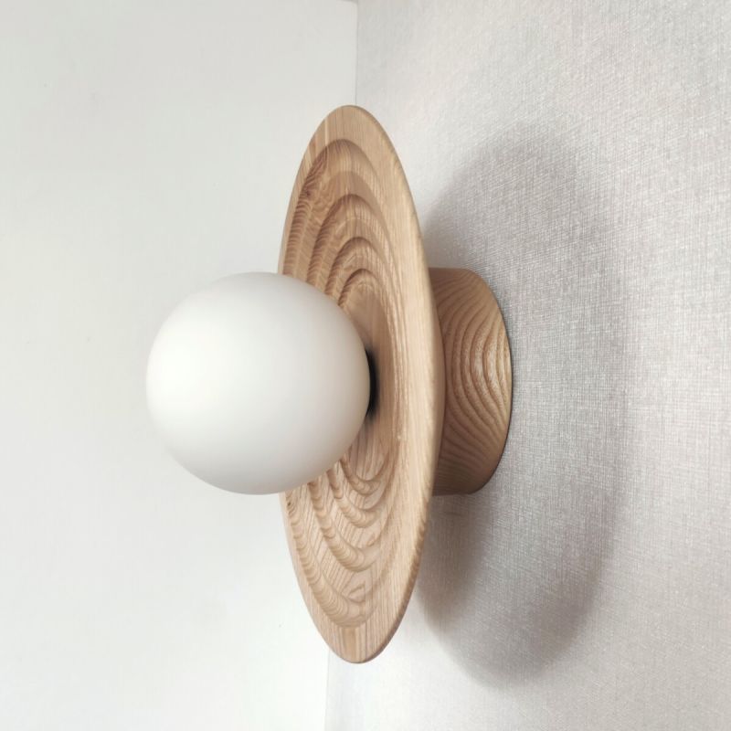 Купити Sconce ORBIT 2 natural wood від MAIIMO
