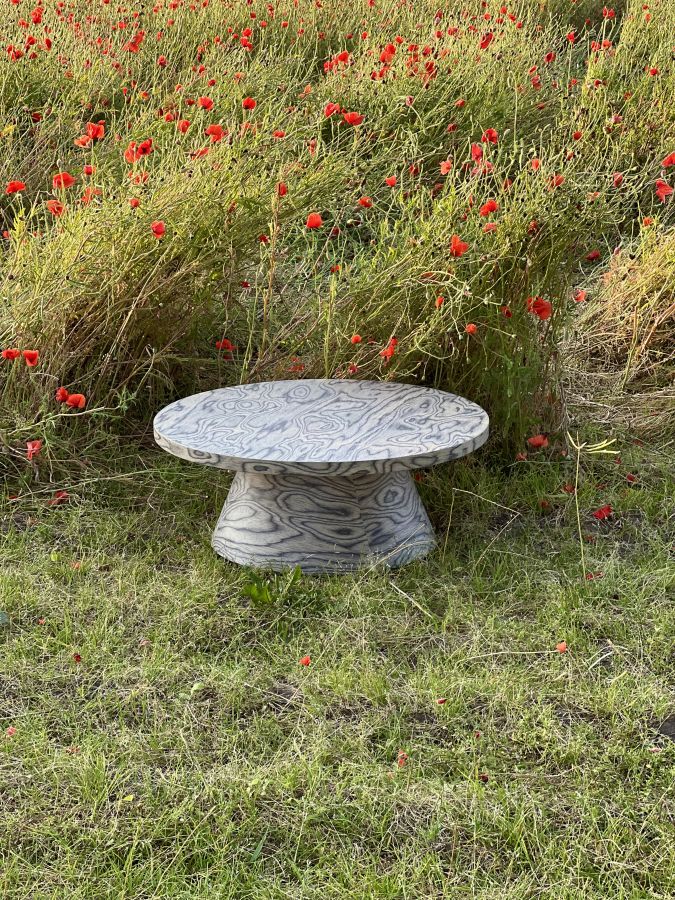 Купити Столик журнальний World wild table cone від MAIIMO