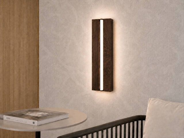 Купити Oakline Vertical linear wall lamp від MAIIMO