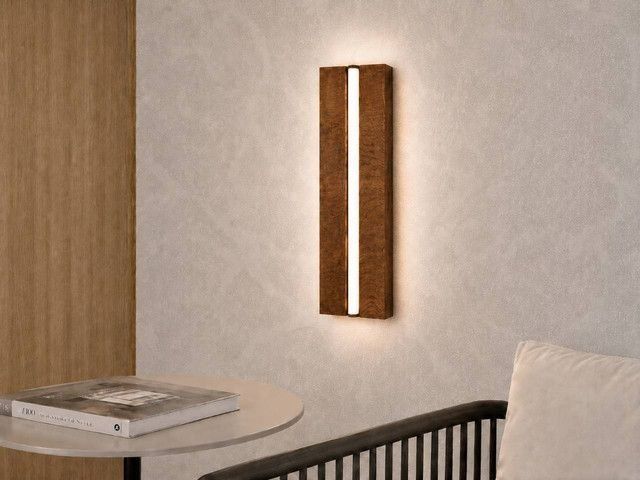 Купити Oakline Vertical linear wall lamp від MAIIMO