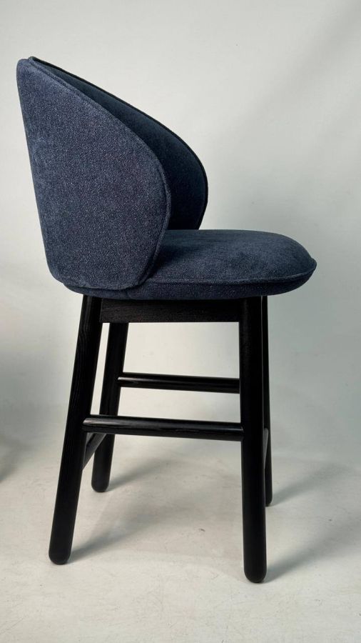 Купити Semi-bar chair Stich від MAIIMO