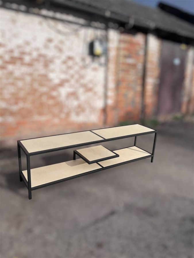 Купити TV stand Plast from recycled plastic від MAIIMO