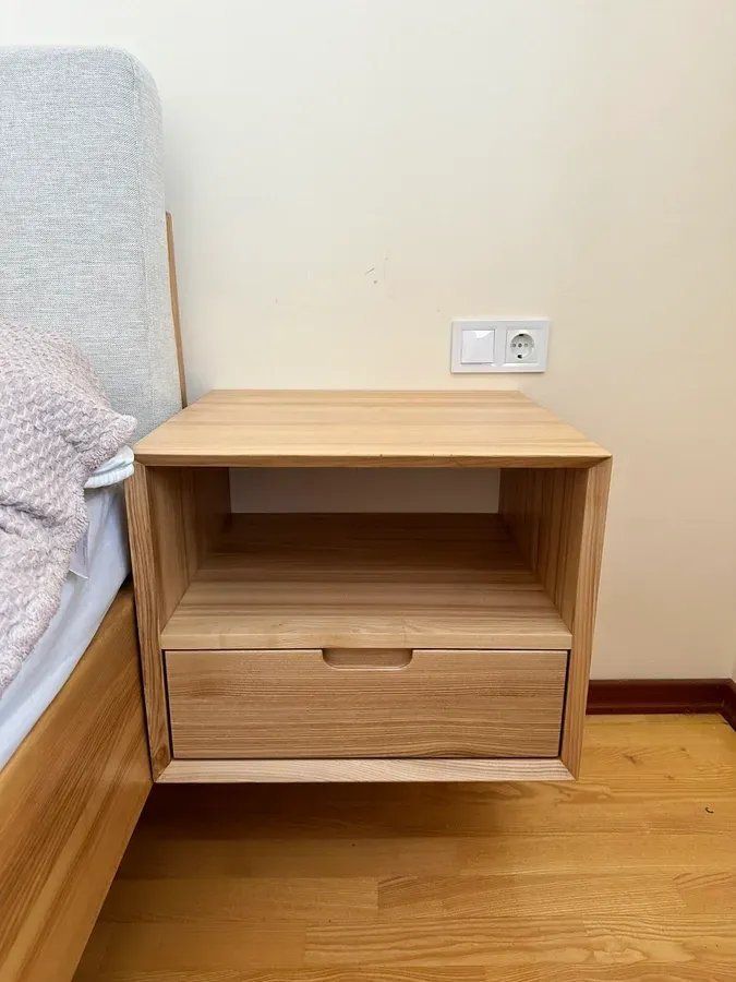 Купити Підвісна приліжкова тумба Tame від MAIIMO