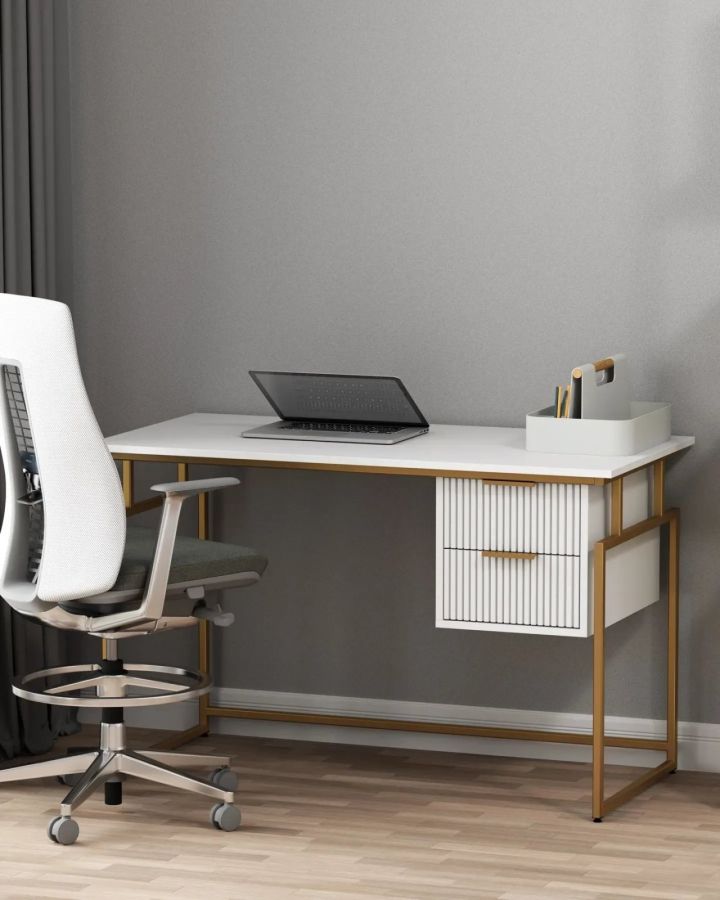 Купити Neat Writing Desk від MAIIMO