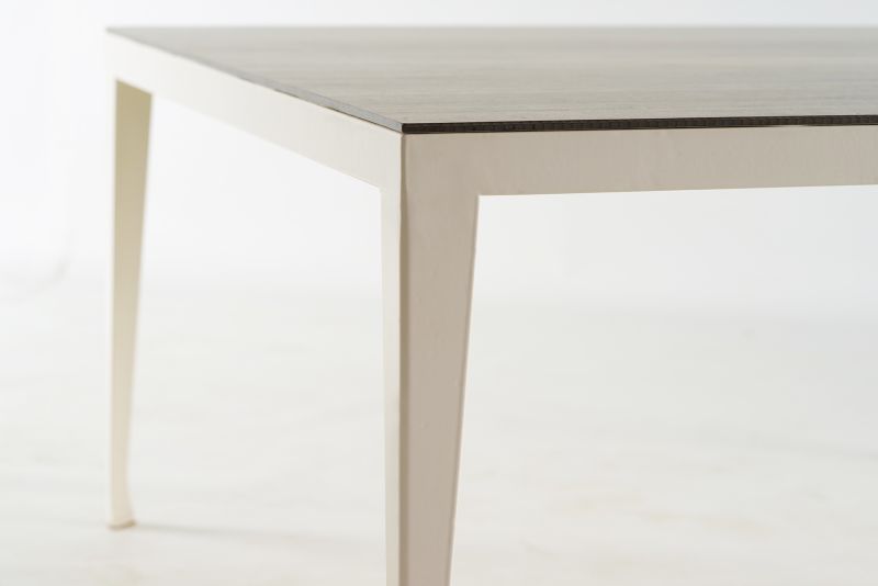 Купити Outdoor table OLLY від MAIIMO