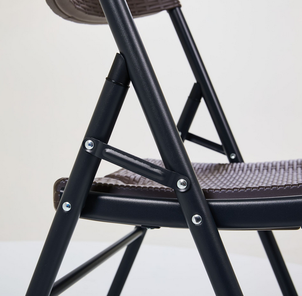Купити Folding garden chair Knox  від MAIIMO