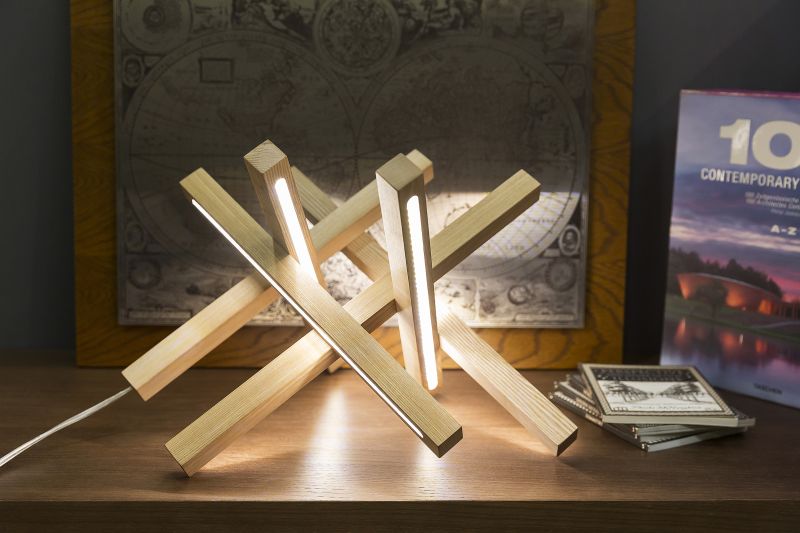 Купити Table lamp STELLAR від MAIIMO