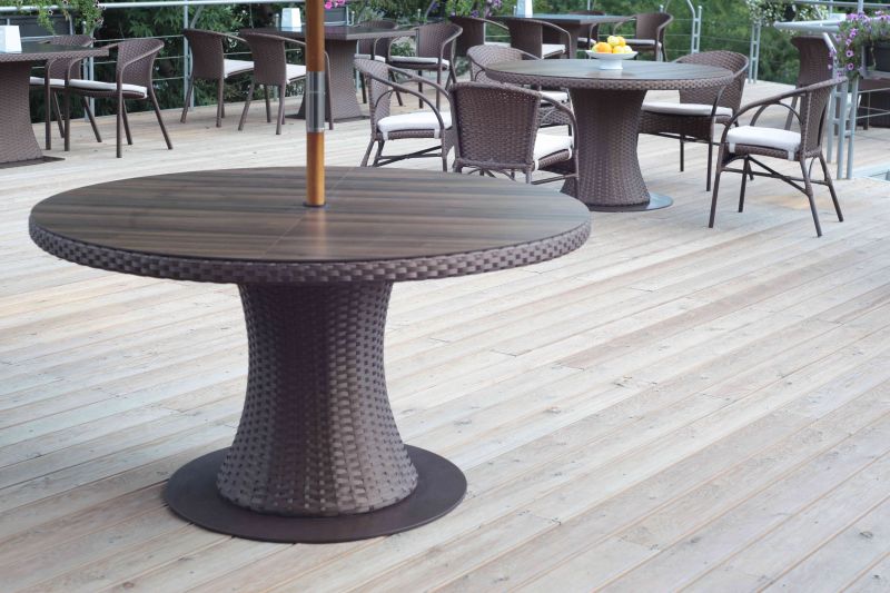Купити Outdoor table Atlant  від MAIIMO