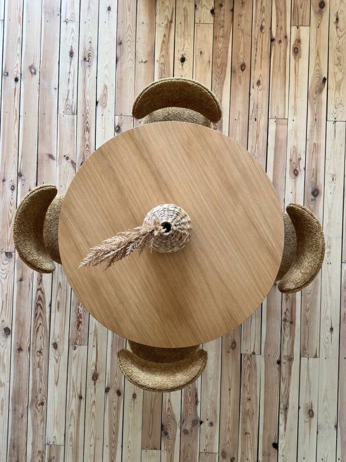 Купити Table DAN round natural oak від MAIIMO