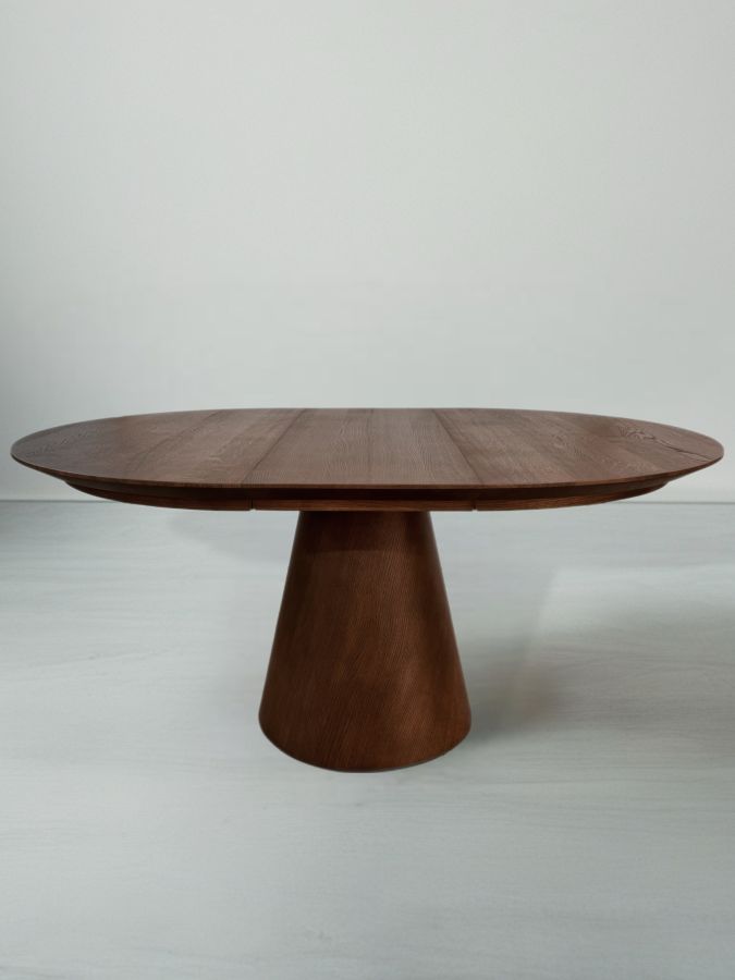 Купити Round table CONE VENEER від MAIIMO