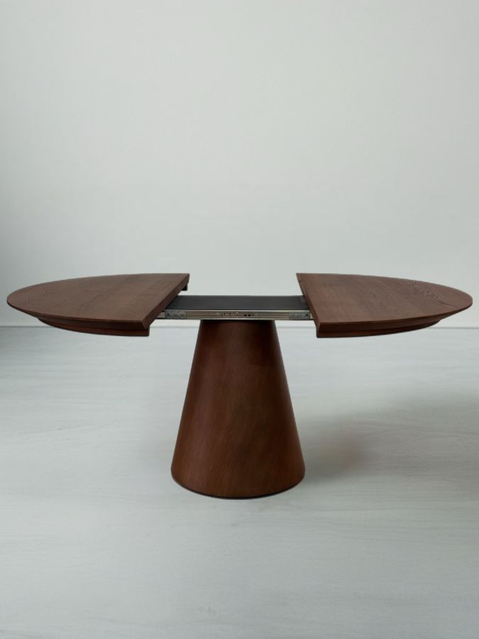 Купити Round table CONE VENEER від MAIIMO
