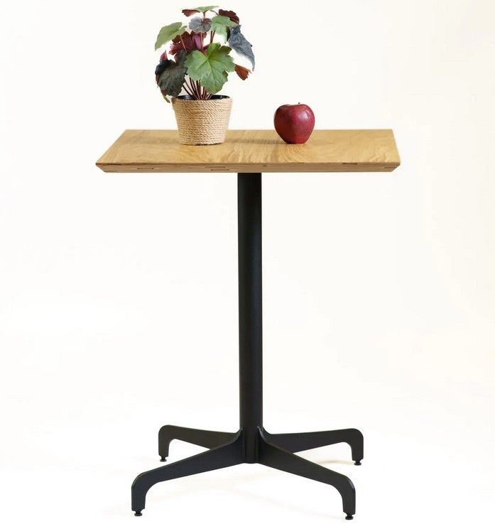 Купити Table LEO square black від MAIIMO