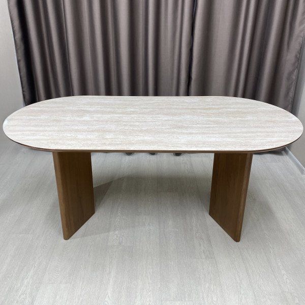 Купити Oval HPL Dining Table Atlas від MAIIMO