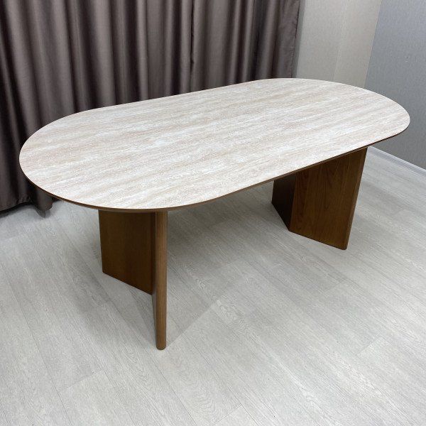 Купити Oval HPL Dining Table Atlas від MAIIMO