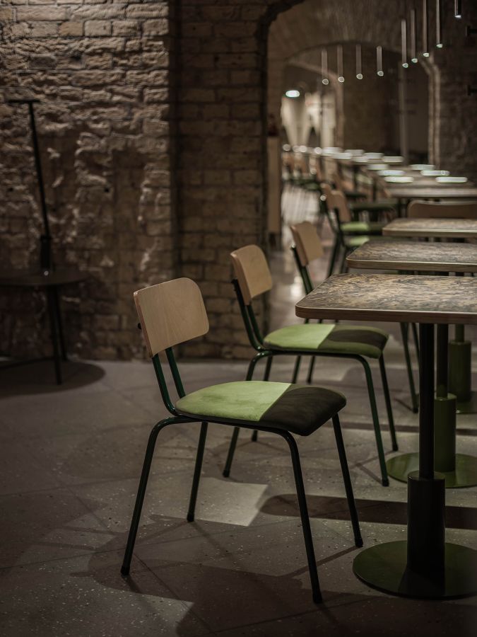 Купити Chair BTS від MAIIMO