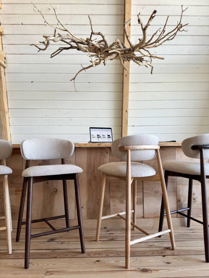 Купити Semi bar chair PANDA від MAIIMO