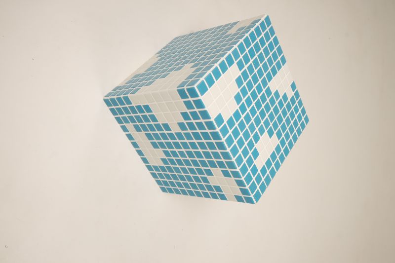 Купити Столик из плитки Cloud Cube від MAIIMO