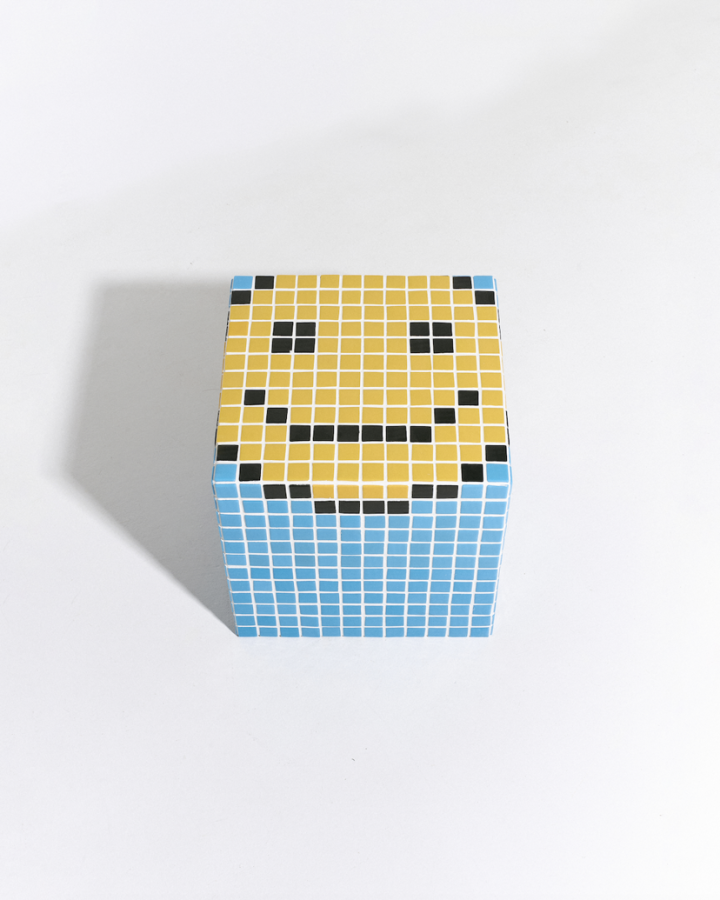 Купити Столик из плитки Simple Smile Cube від MAIIMO