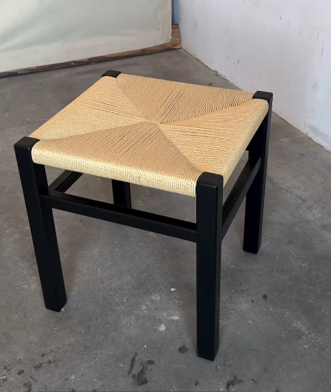 Купити Wicker stool PLETENYI від MAIIMO