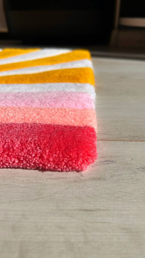 Купити Tufted carpet Sunny від MAIIMO