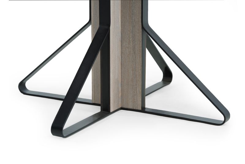 Купити Table TWIST square від MAIIMO