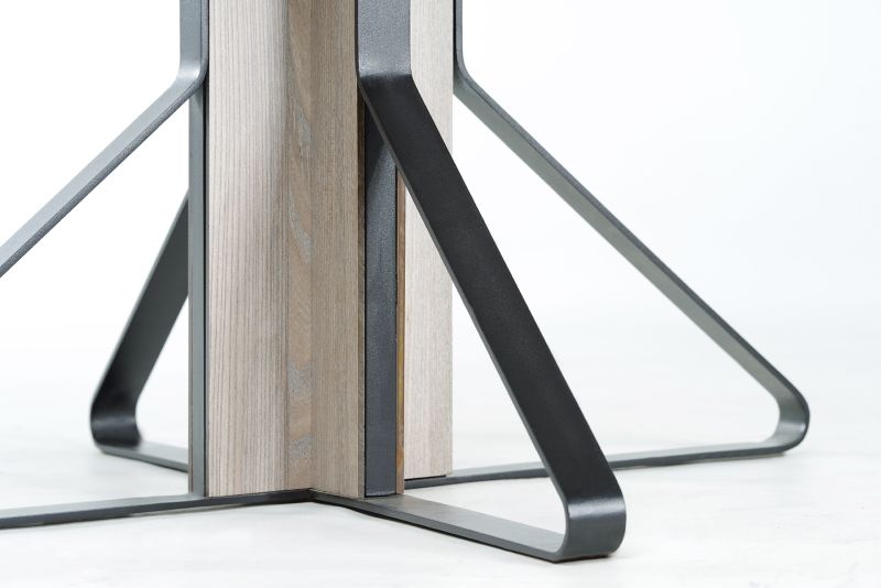Купити Table TWIST square від MAIIMO