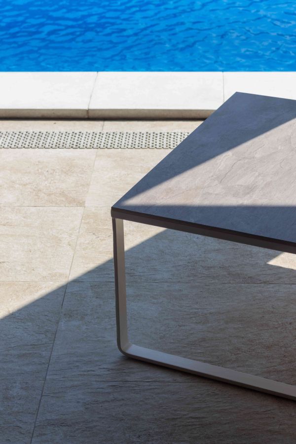 Купити Coffee table TWIST-M від MAIIMO