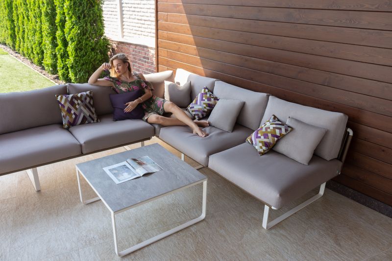 Купити Coffee table TWIST-M від MAIIMO