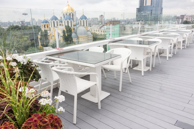 Купити Outdoor table square BLUES від MAIIMO