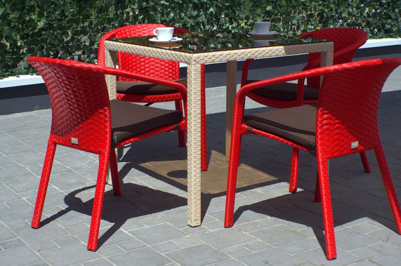 Купити Outdoor table square BLUES від MAIIMO