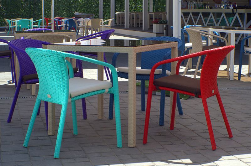 Купити Outdoor table square BLUES від MAIIMO
