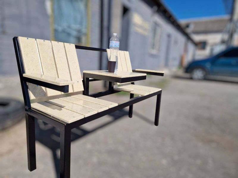 Купити Вулична лавка RP13 з переробленого пластику від MAIIMO